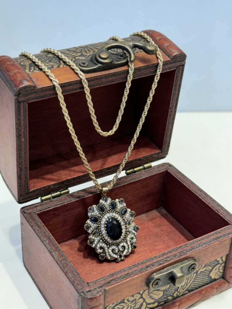 Turkish Neckpiece