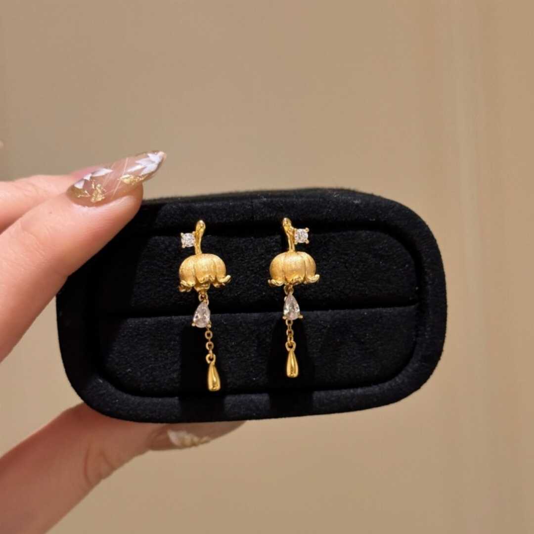 Earring